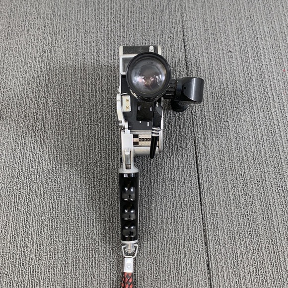 VTG Paillard Bolex C-8SL 8mm Movie Camera & Som Berthiot Pan Cinor Lens UNTESTED - Picture 9 of 16